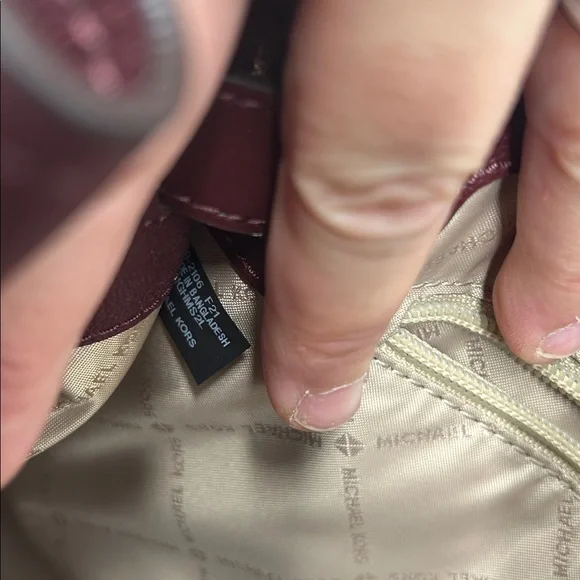 3329 Michael Kors Mercer Gallery Medium satchel burgundy - Picture 12 of 15
